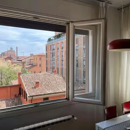 Casa Bolognese - In The Heart Of The City!